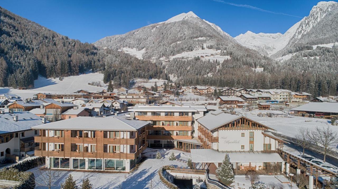 Hotel Alpenblick Lutago