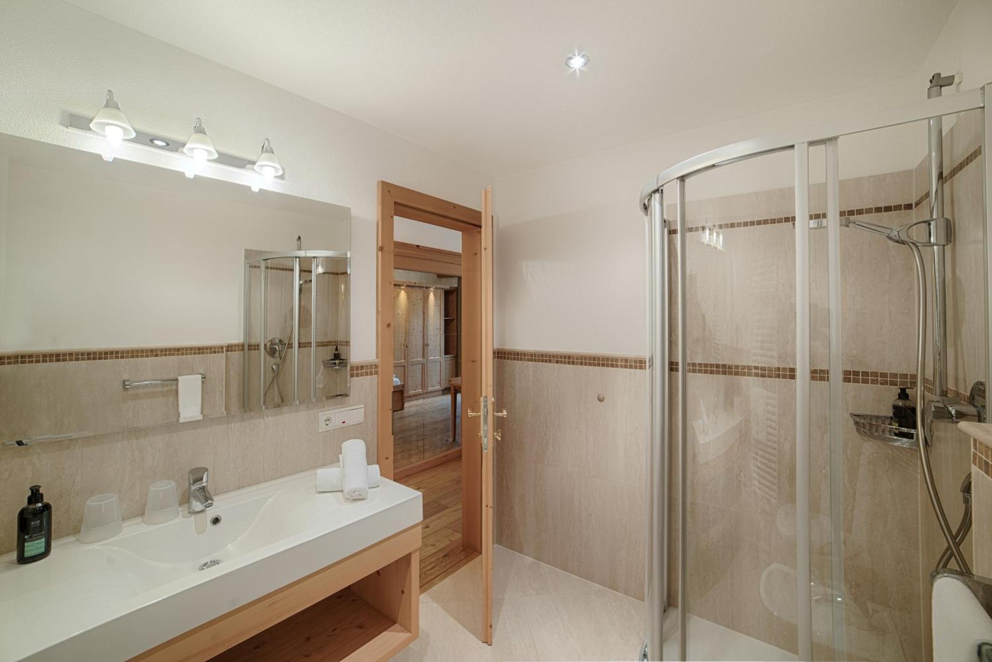 Hotel Alpenblick 3*