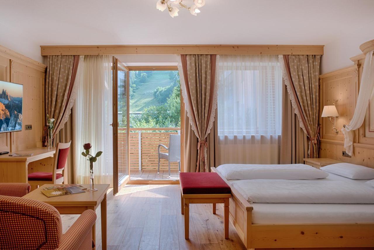 Hotel Alpenblick 3*